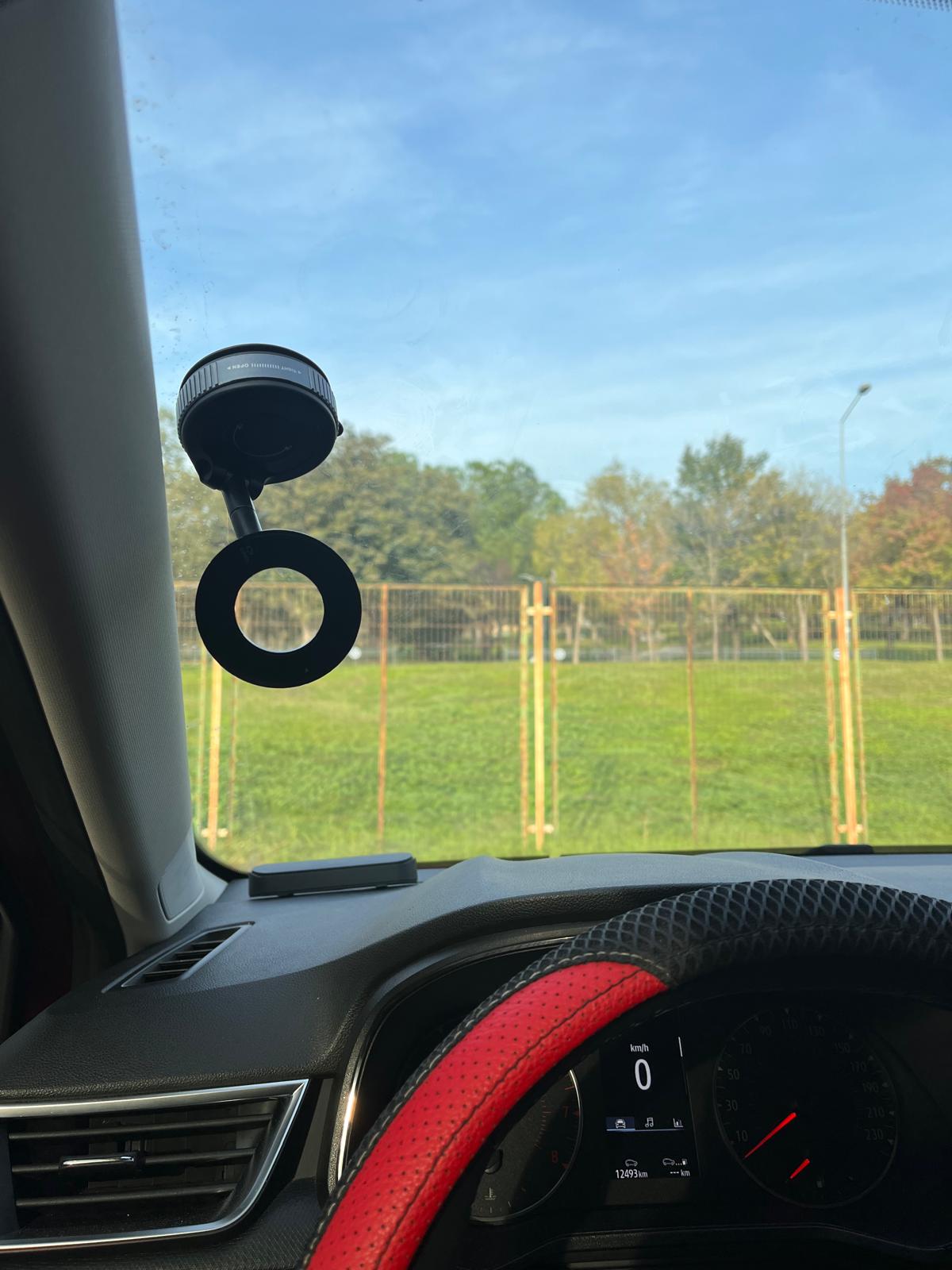 Vakumlu MagSafe Uyumlu Araç Telefon Tutucu | 360° Döner Manyetik Tasarım